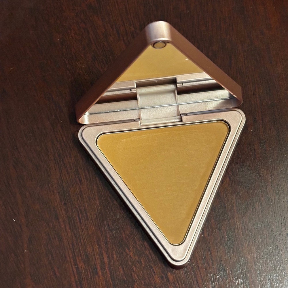 Lakerain Matte Bronzer Powder #5 Light Compact Mirror - Picture 5 of 6